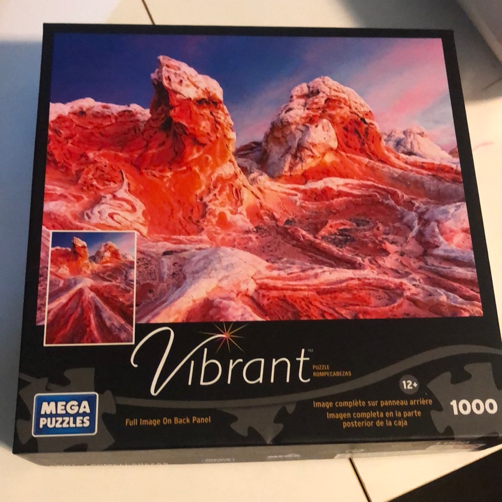 Sealed!  Vibrant puzzle. 1000 pcs